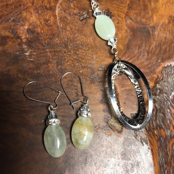 ARTISAN Crafted in Hawaii Necklace & Earrings - Picture 2 of 7